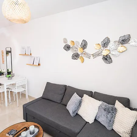 Quattro Beachfront Sea View Ap 34 Larnaca