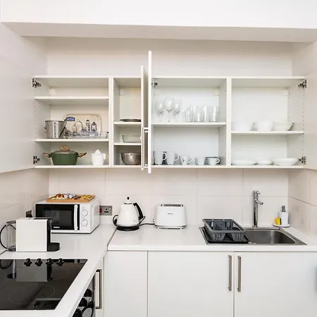 Quattro Beachfront Sea View Ap 34 Lägenhet Larnaca