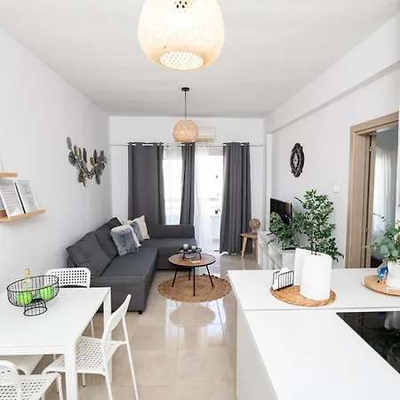 Διαμέρισμα Quattro Beachfront Sea View Ap 34