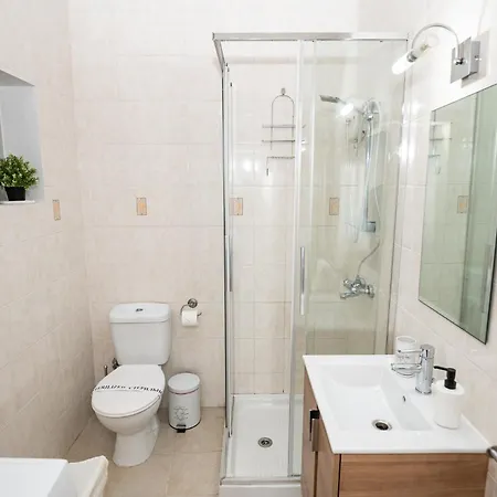 Quattro Beachfront Sea View Ap 34 Apartment