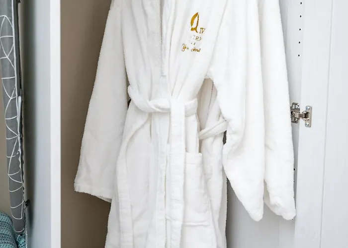 Quattro Beachfront Sea View Ap 34